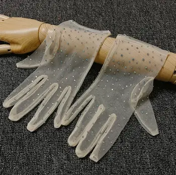 Женская элегантная сетчатая перчатка для вечеринок с блестящими бриллиантами, расшитая бисером, женская весенне-летняя солнцезащитная кружевная перчатка R2817