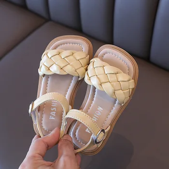 Обувь для малышей; летняя новинка для девочек; Милые Детские нескользящие пляжные сандалии с квадратным носком в корейском плетеном стиле; модные детские туфли принцессы на плоской подошве;