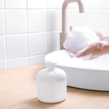 Чаша для пенообразования Essential для мытья посуды в ванной комнате с душем