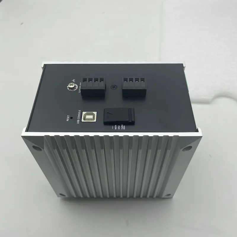 Промышленный Ethernet-коммутатор MOXA EDS-518E-4GTXSFP-T с гигабитным управлением 4