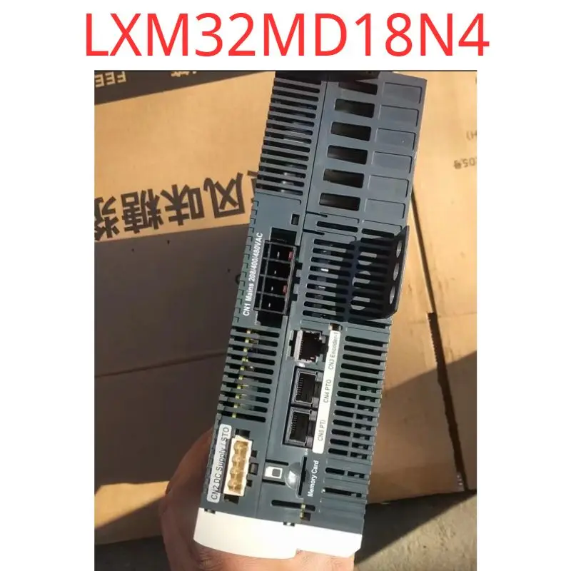 Подержанный тестовый драйвер LXM32MD18N4 В порядке 3