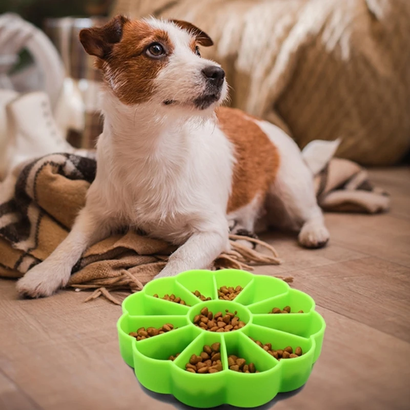 Кормушка для собак с присоской Миска для медленного поедания домашних животных Силиконовые тарелки, предотвращающие удушье Здоровый дизайн 4