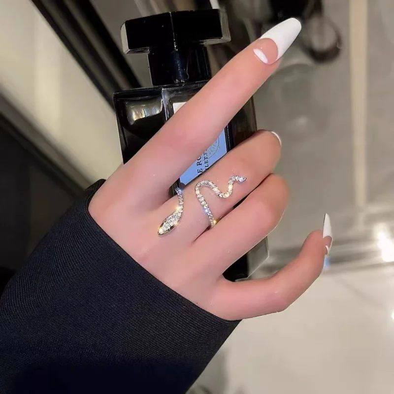 Корейская версия трендового креативного кольца в виде маленькой змеи, женская мода, индивидуальность, Ниша, чувство дизайна, Декоративное кольцо на указательный палец 0