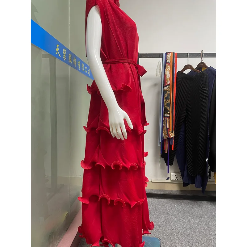 EOS 2023 Pleats Весеннее Женское Инди-эстетическое платье Свободного кроя с поясами без рукавов, плиссированная Дизайнерская одежда высокого качества 4