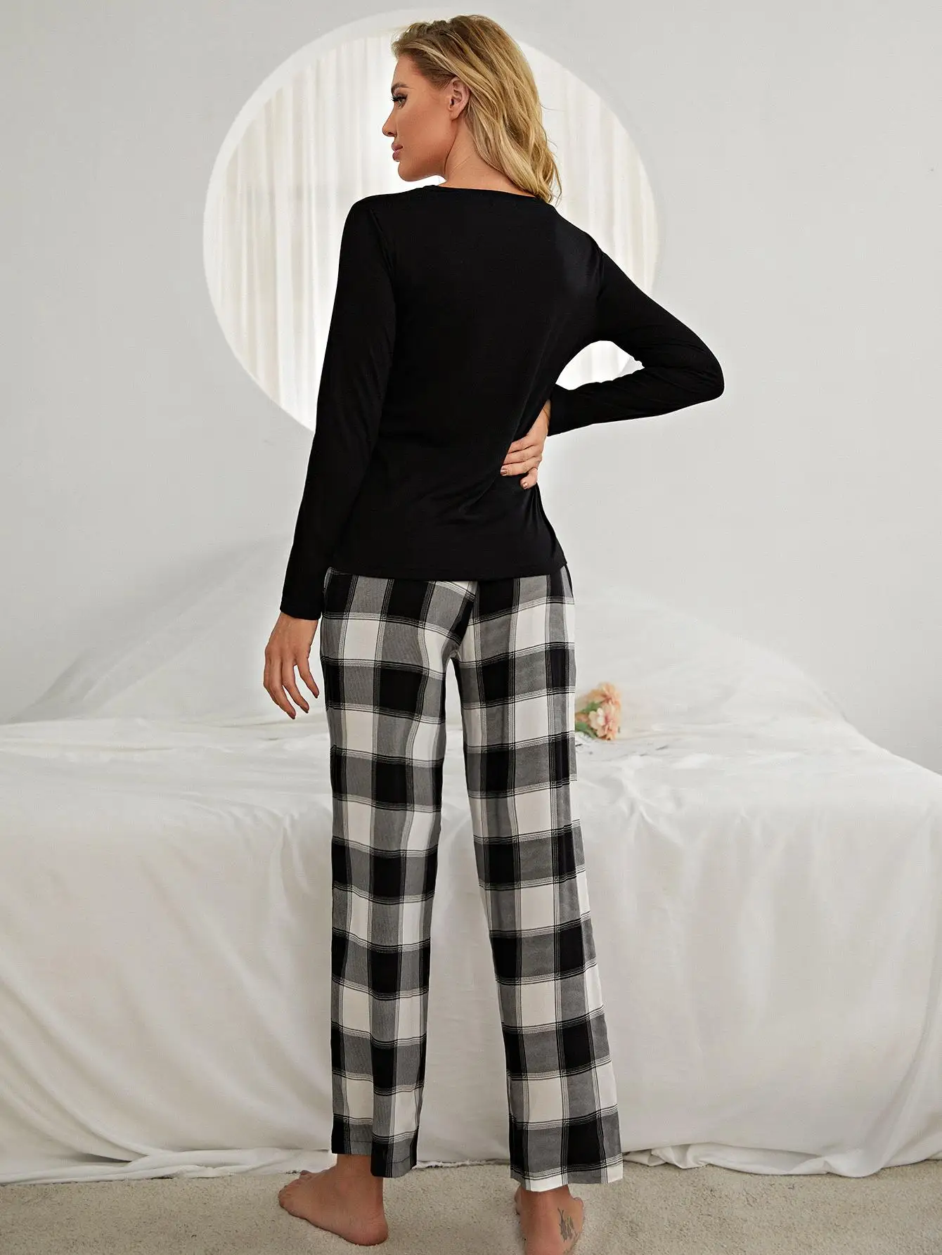 Женский пижамный комплект с принтом в виде сердца, топ с длинным рукавом и брюки с эластичной резинкой на талии, 2 предмета, пижамы в клетку, пижамы с V-образным вырезом, ткань Howear 1