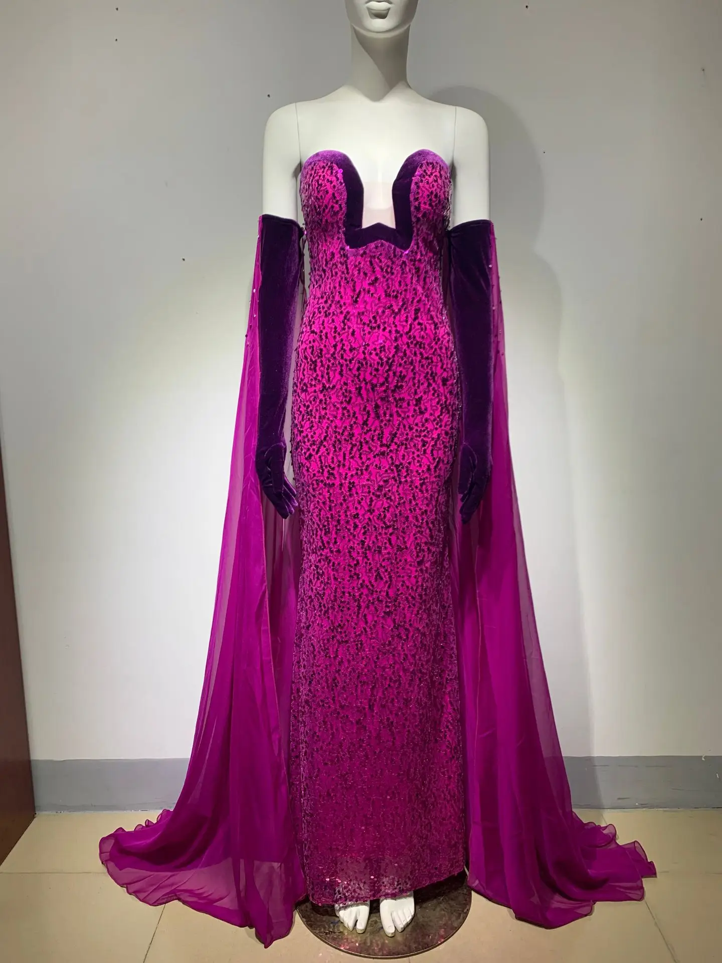 Весеннее вечернее платье Богини Красной ковровой дорожки 2023, Модное роскошное платье с длинным рукавом, фиолетовое платье Макси с глубоким V-образным вырезом, расшитое блестками 1