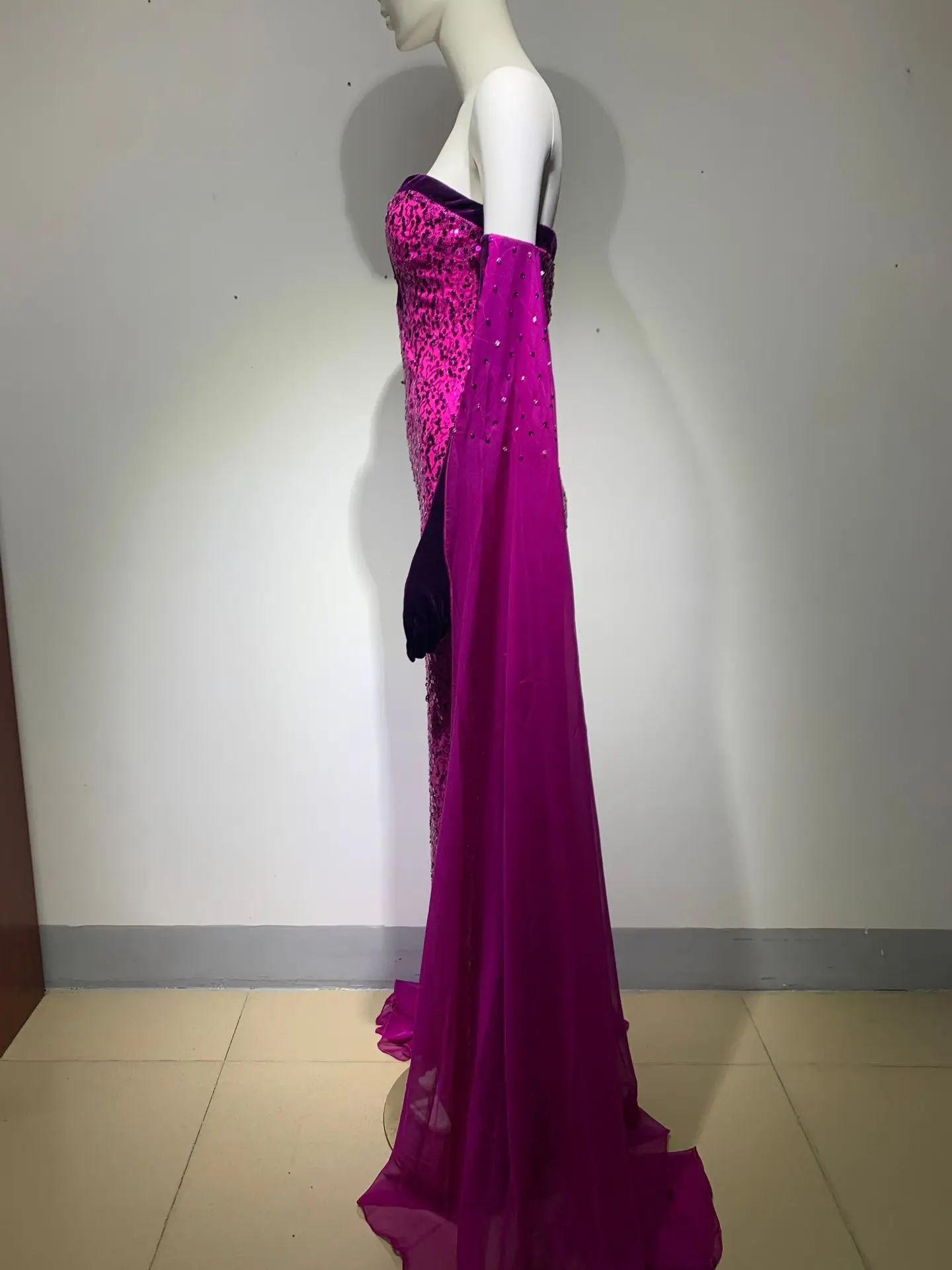 Весеннее вечернее платье Богини Красной ковровой дорожки 2023, Модное роскошное платье с длинным рукавом, фиолетовое платье Макси с глубоким V-образным вырезом, расшитое блестками 3