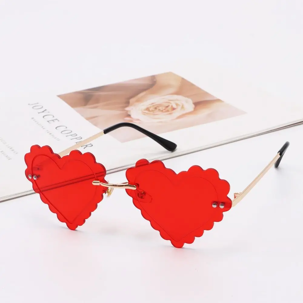 Солнцезащитные очки в форме сердца без оправы для женщин, модные солнцезащитные очки в металлической оправе, винтажные оттенки UV400 3