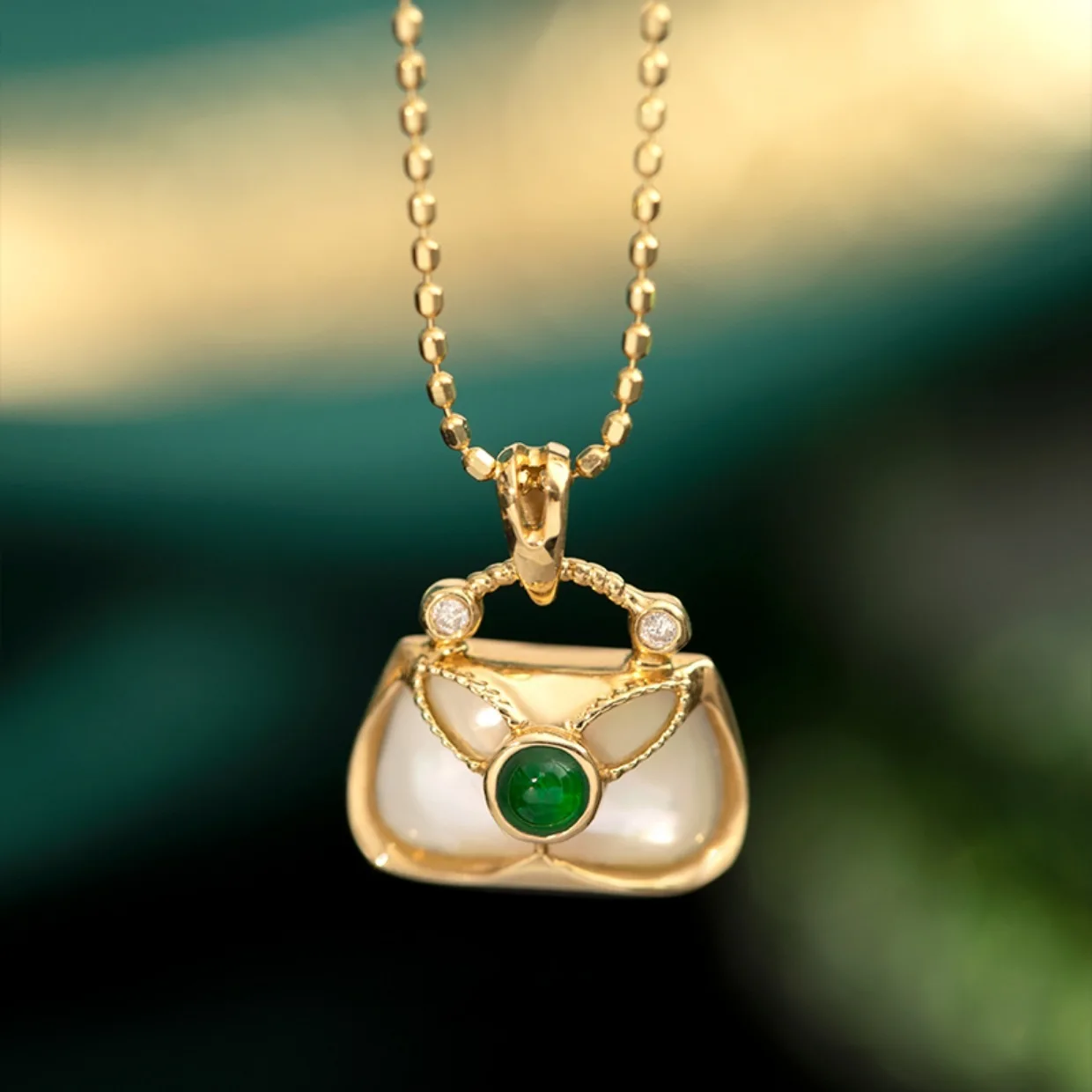 Ожерелье с подвеской в виде изумрудной раковины, женский дизайн, золотая высококачественная цепочка для свитера на ключицах 3