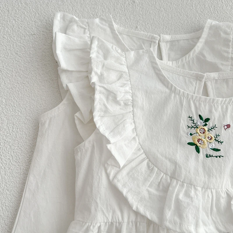 Летняя одежда для маленьких девочек 0-24 м, комбинезон для маленьких девочек, хлопковый комбинезон без рукавов с цветочной вышивкой, комбинезон для новорожденных девочек 2