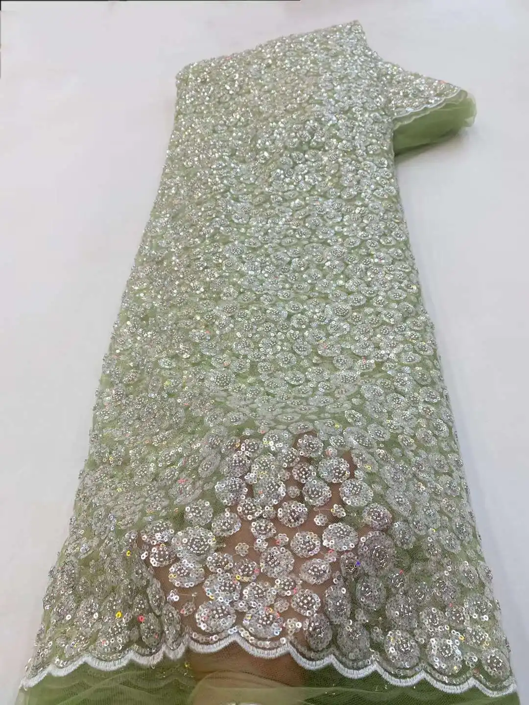 Роскошные Африканские бусины Блестки Кружевная ткань Высокого качества 2023 г. Тяжелая вышивка бисером Французский тюль Кружева Нигерийское свадебное платье 4