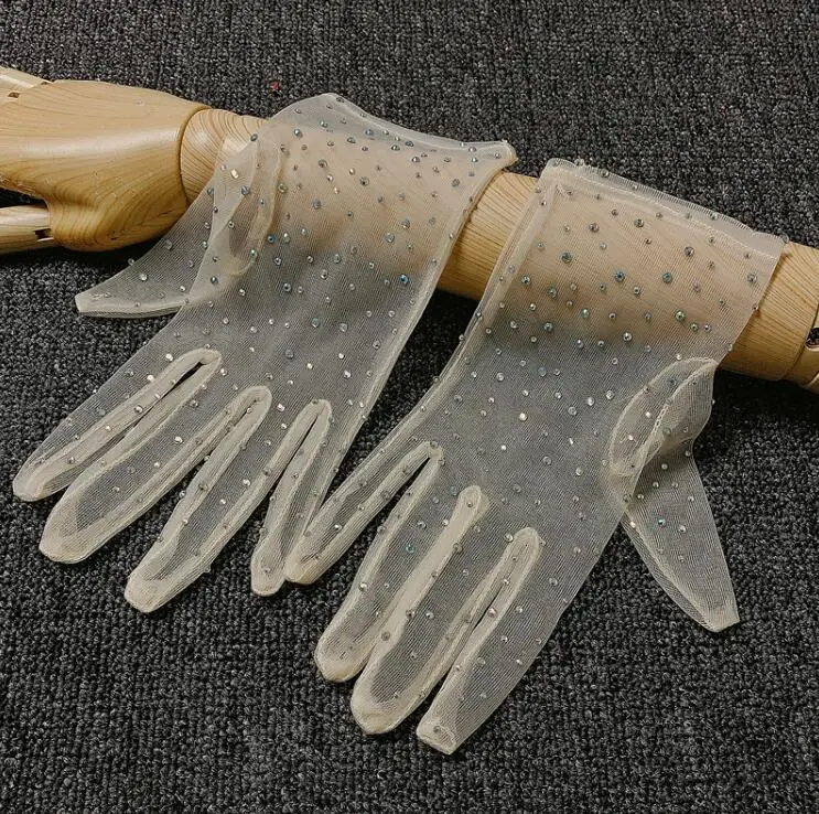 Женская элегантная сетчатая перчатка для вечеринок с блестящими бриллиантами, расшитая бисером, женская весенне-летняя солнцезащитная кружевная перчатка R2817 0