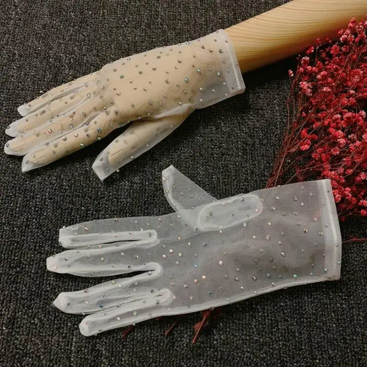 Женская элегантная сетчатая перчатка для вечеринок с блестящими бриллиантами, расшитая бисером, женская весенне-летняя солнцезащитная кружевная перчатка R2817 2